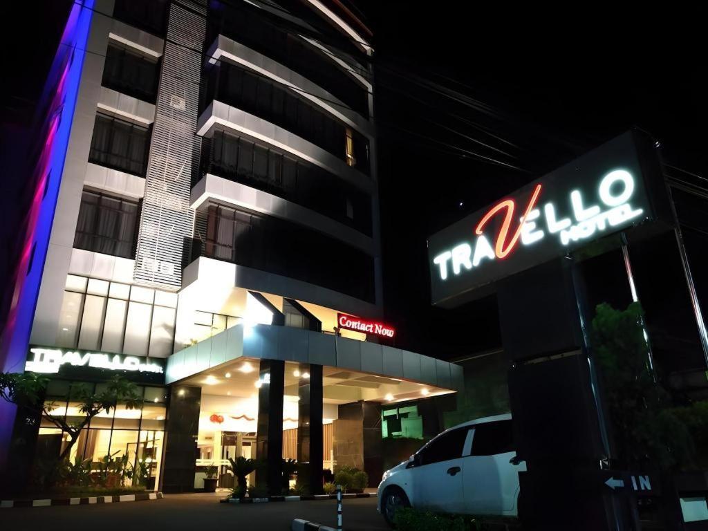 Travello Hotel Манадо Екстер'єр фото