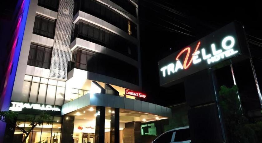 Travello Hotel Манадо Екстер'єр фото
